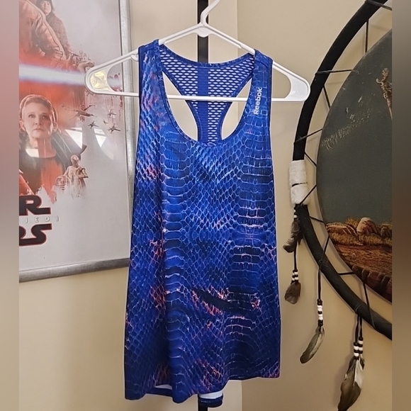 Reebok Tops - Reebok rasor back tank top speedwick  Euc